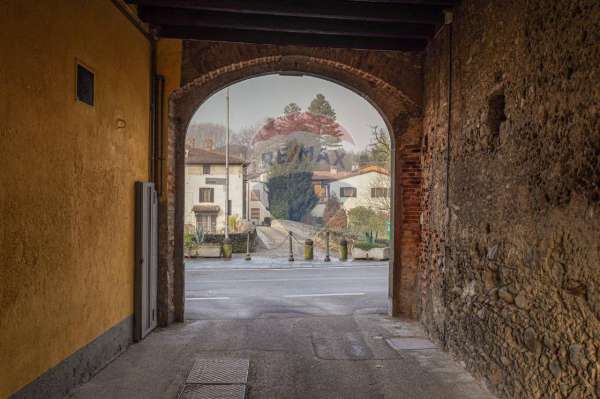 Foto Appartamento in vendita a Brembate