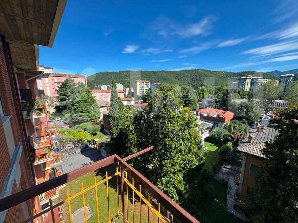 Foto Appartamento in vendita a Brescia