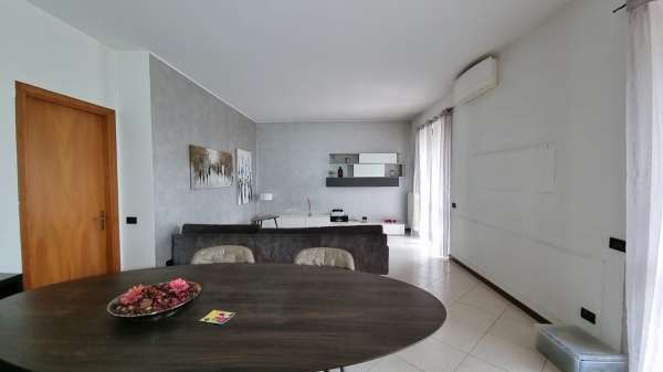 Foto Appartamento in vendita a Brugherio