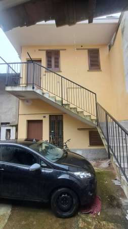 Foto Appartamento in Vendita a Buscate Via Roma, 4
