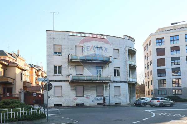 Foto Appartamento in vendita a Busto Arsizio