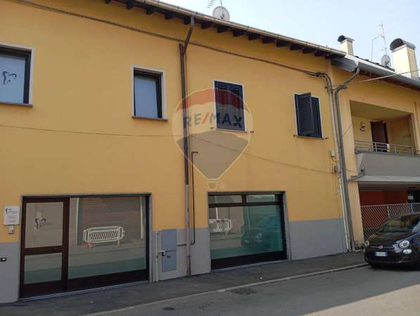 Foto Appartamento in vendita a Busto Arsizio