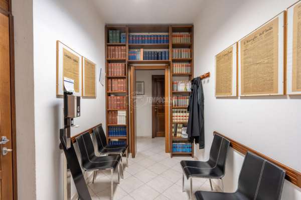 Foto Appartamento in vendita a Cagliari