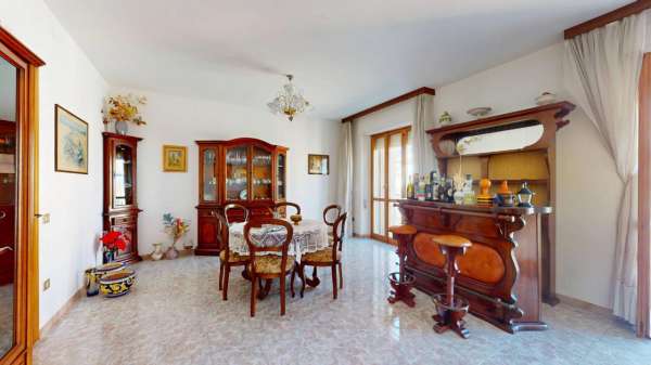 Foto Appartamento in vendita a Cagliari
