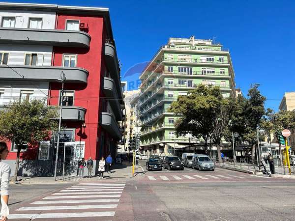 Foto Appartamento in vendita a Cagliari