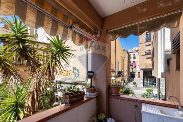 Foto Appartamento in vendita a Cagliari