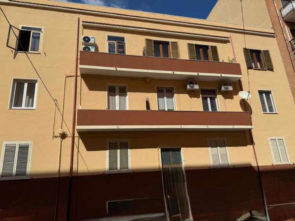 Foto Appartamento in vendita a Cagliari