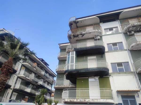 Foto Appartamento in vendita a Calatabiano