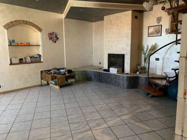Foto Appartamento in Vendita a Calcinato bs