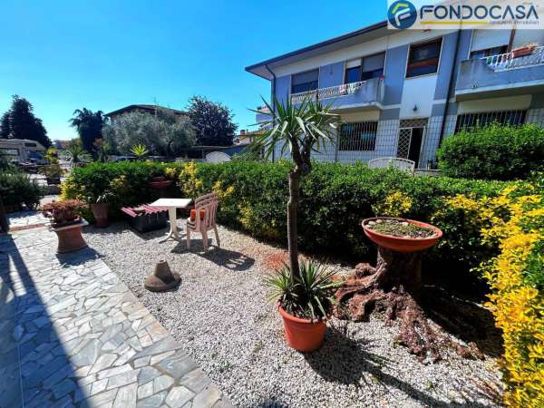 Foto Appartamento in vendita a Camaiore