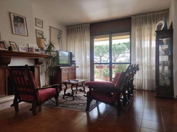 Foto Appartamento in vendita a Camaiore