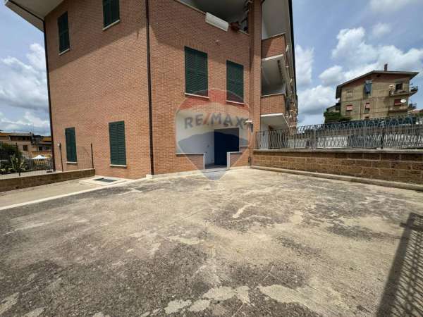 Foto Appartamento in vendita a Campagnano Di Roma