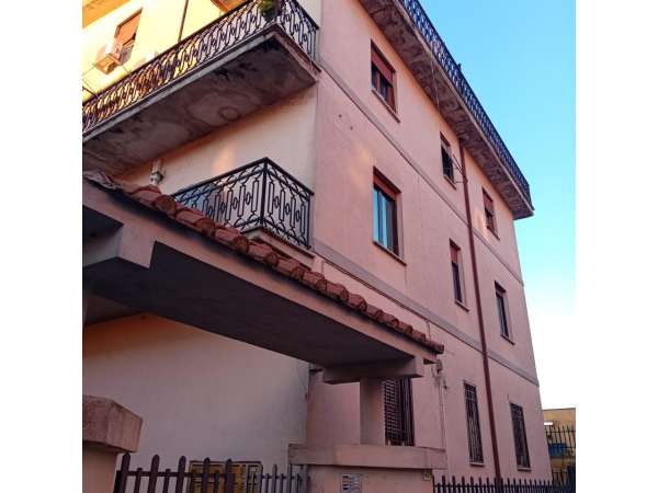 Foto Appartamento in vendita a Campagnano Di Roma