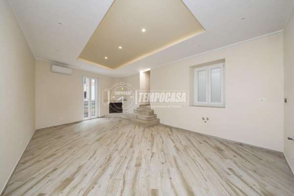 Foto Appartamento in vendita a Campagnano Di Roma
