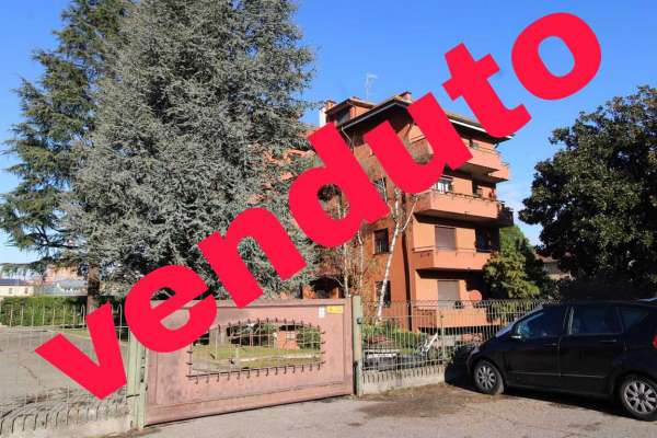 Foto Appartamento in Vendita a Canegrate via Fratelli Bandiera