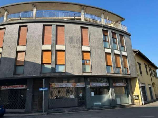 Foto Appartamento in vendita a Carate Brianza