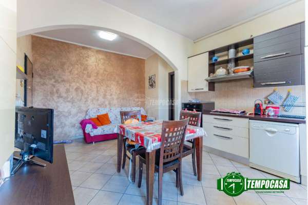 Foto Appartamento in vendita a Carate Brianza
