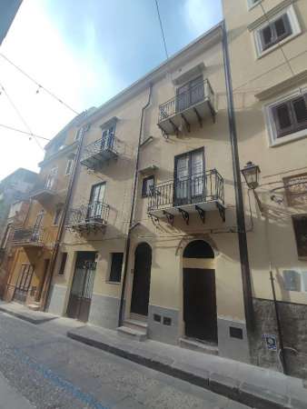 Foto Appartamento in vendita a Carini