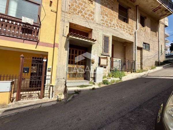 Foto Appartamento in vendita a Carini