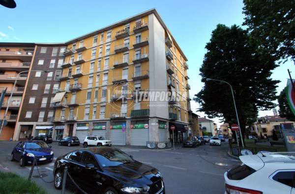 Foto Appartamento in vendita a Caronno Pertusella