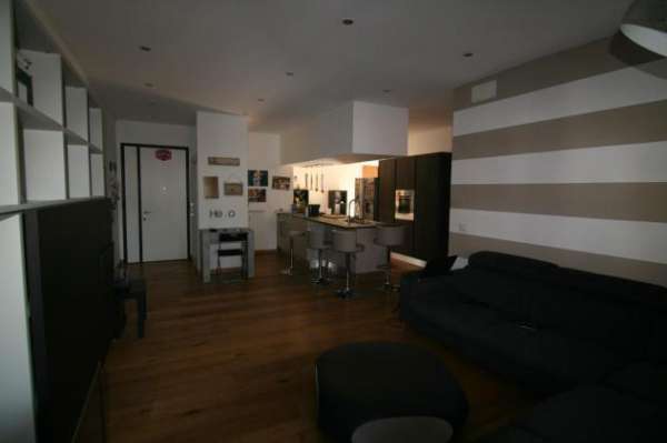Foto Appartamento in vendita a Carrara 100 mq  Rif: 1067025