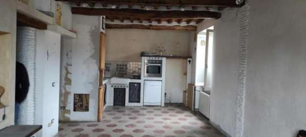 Foto Appartamento in vendita a Carrara 127 mq  Rif: 1028950