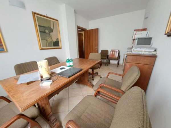 Foto Appartamento in vendita a Carrara 67 mq  Rif: 1297280