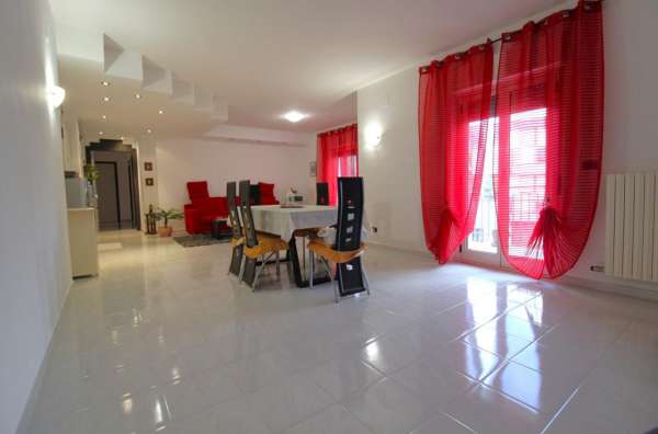 Foto Appartamento in vendita a Casamassima