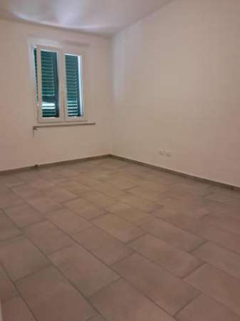 Foto Appartamento in vendita a Cascina 75 mq  Rif: 1323795