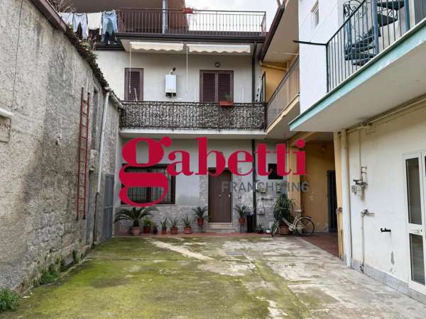 Foto Appartamento in vendita a Caserta