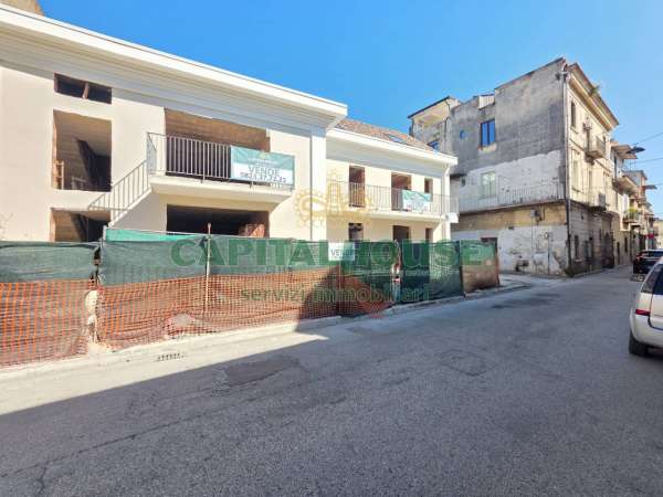 Foto Appartamento in vendita a Caserta