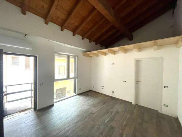 Foto Appartamento in vendita a Casorate Primo