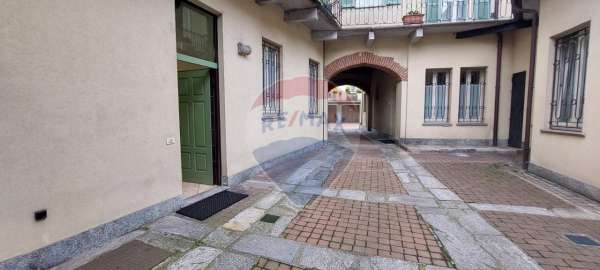 Foto Appartamento in vendita a Cassano Magnago
