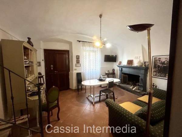 Foto Appartamento in vendita a Castel Sant'Elia