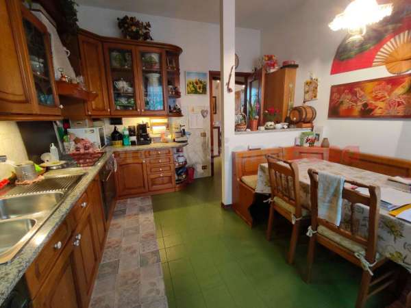 Foto Appartamento in vendita a Castelfiorentino