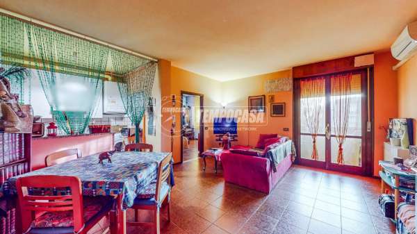 Foto Appartamento in vendita a Castelfranco Emilia
