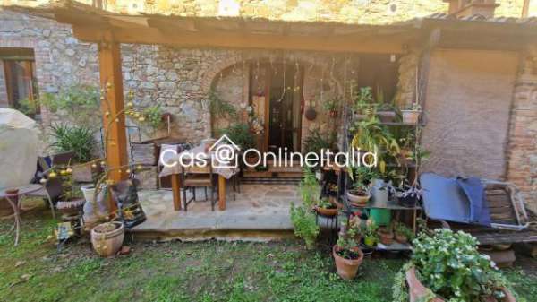 Foto Appartamento in vendita a Castellina In Chianti - 4 locali 120mq
