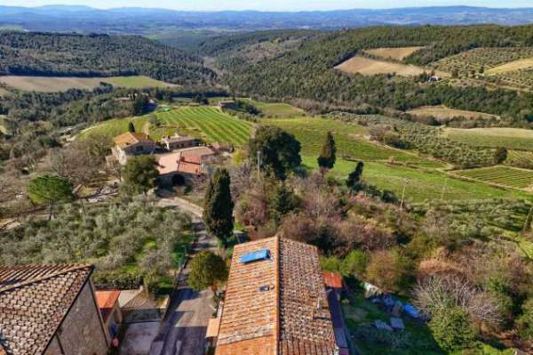 Foto Appartamento in vendita a Castellina In Chianti - 4 locali 120mq