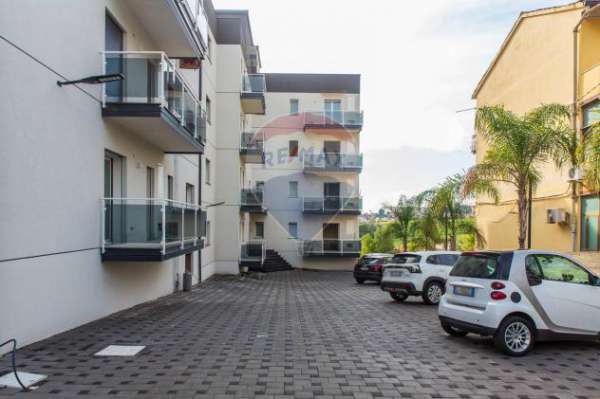 Foto Appartamento in vendita a Catania, Viale Rapisardi