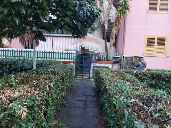 Foto Appartamento in vendita a Catania