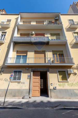 Foto Appartamento in vendita a Catania