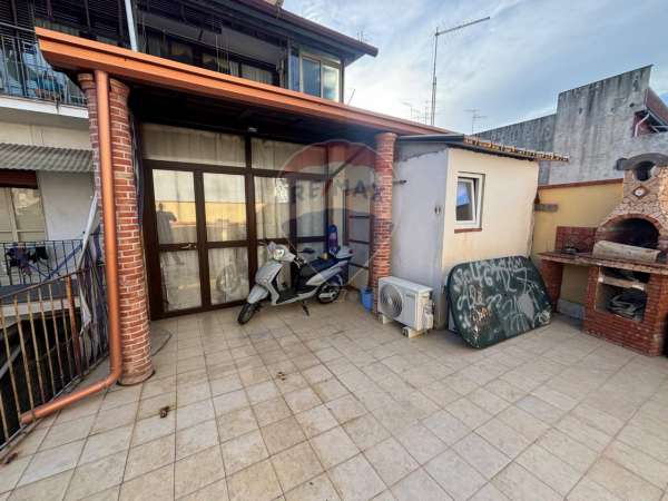 Foto Appartamento in vendita a Catania