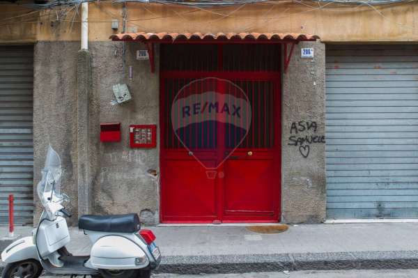 Foto Appartamento in vendita a Catania