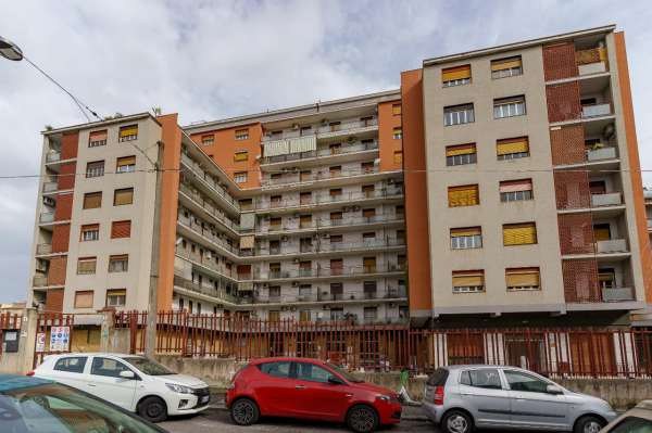 Foto Appartamento in vendita a Catania