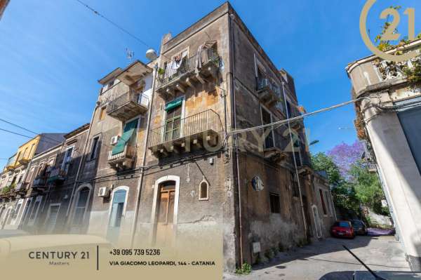 Foto Appartamento in vendita a Catania