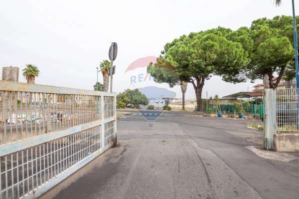 Foto Appartamento in vendita a Catania