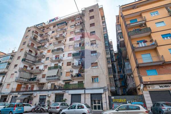 Foto Appartamento in vendita a Catania