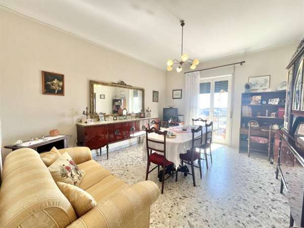 Foto Appartamento in vendita a Catania