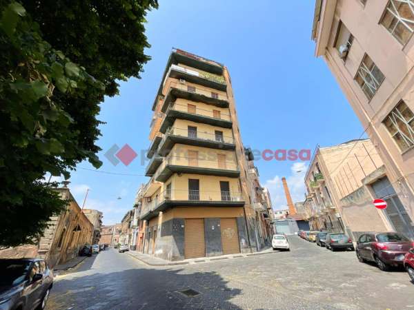 Foto Appartamento in vendita a Catania