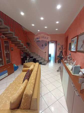 Foto Appartamento in vendita a Catania